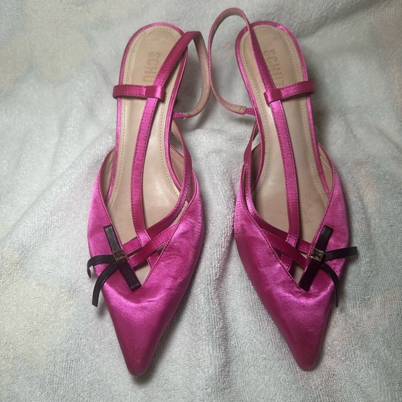 SCHUTZ Cosette Fuchsia Satin Slingback Pointed Toe Heel Sandals Black Bow Size 8 - Picture 2 of 7